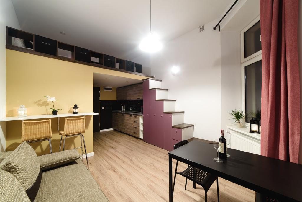 Cracow Rent Apartments - Spacious Apartments For 2-7 People In Quiet Area - Kolberga Street Nr 3 - 10 Min To Main Square By Foot Cracovia Exterior foto
