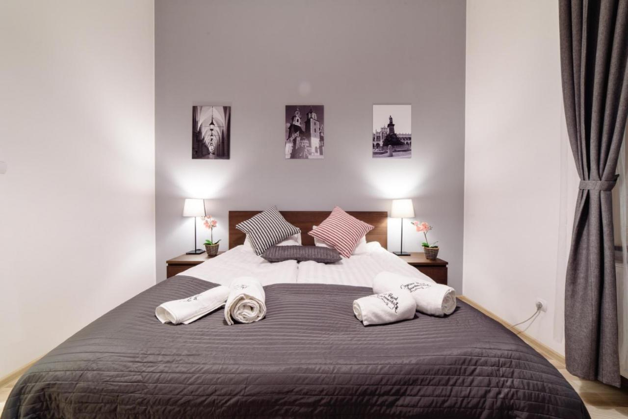 Cracow Rent Apartments - Spacious Apartments For 2-7 People In Quiet Area - Kolberga Street Nr 3 - 10 Min To Main Square By Foot Cracovia Exterior foto