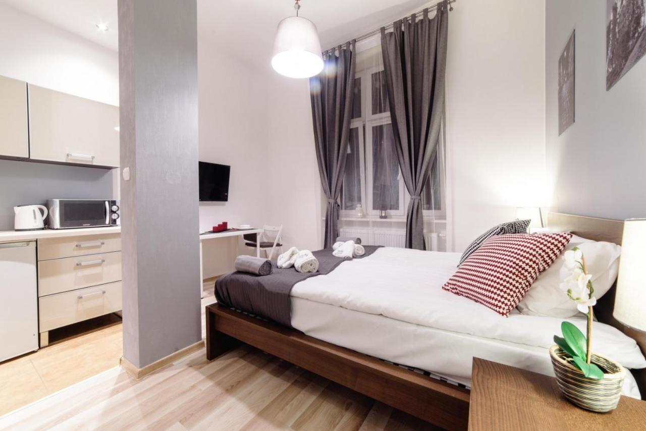 Cracow Rent Apartments - Spacious Apartments For 2-7 People In Quiet Area - Kolberga Street Nr 3 - 10 Min To Main Square By Foot Cracovia Exterior foto