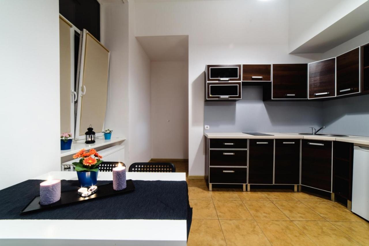 Cracow Rent Apartments - Spacious Apartments For 2-7 People In Quiet Area - Kolberga Street Nr 3 - 10 Min To Main Square By Foot Cracovia Exterior foto